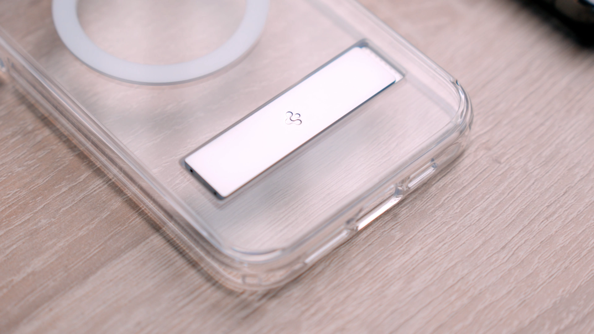 iphone-15-pro-max-etui